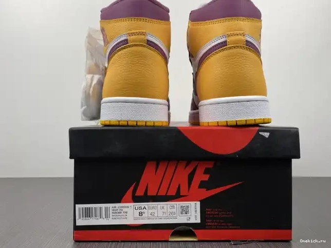 One Kick Brotherhood Jordan 555088-706 High 1 Air OG 0612
